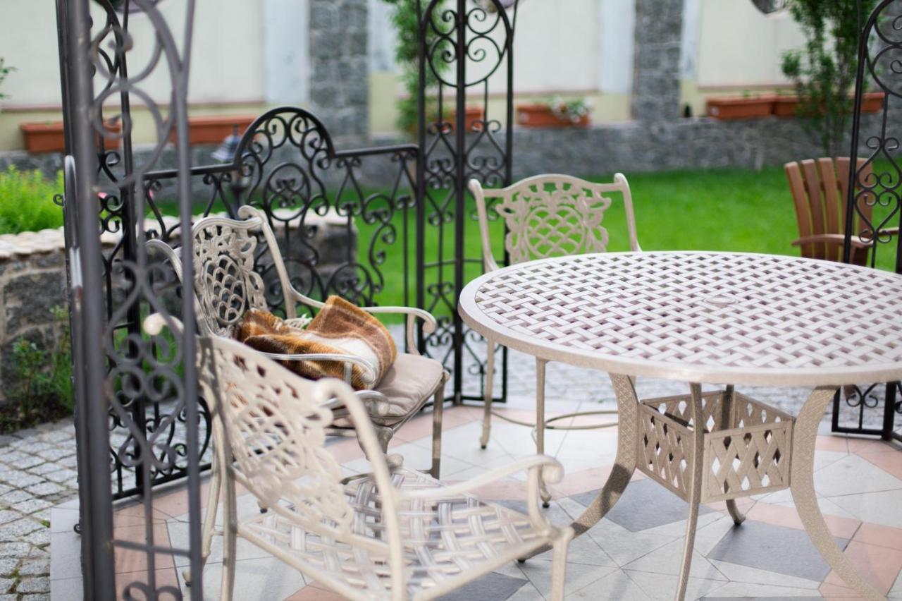 Villa Oselya Київ Екстер'єр фото