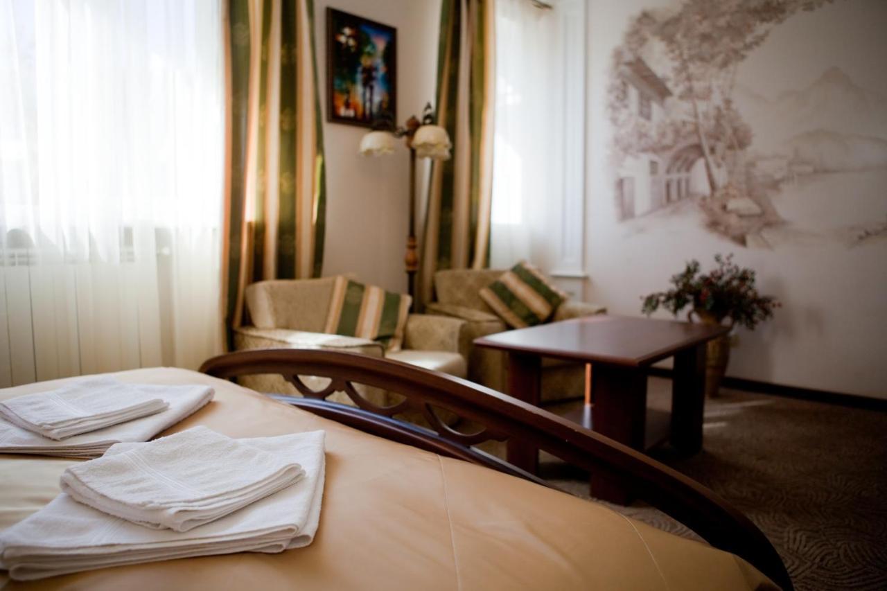 Villa Oselya Київ Екстер'єр фото